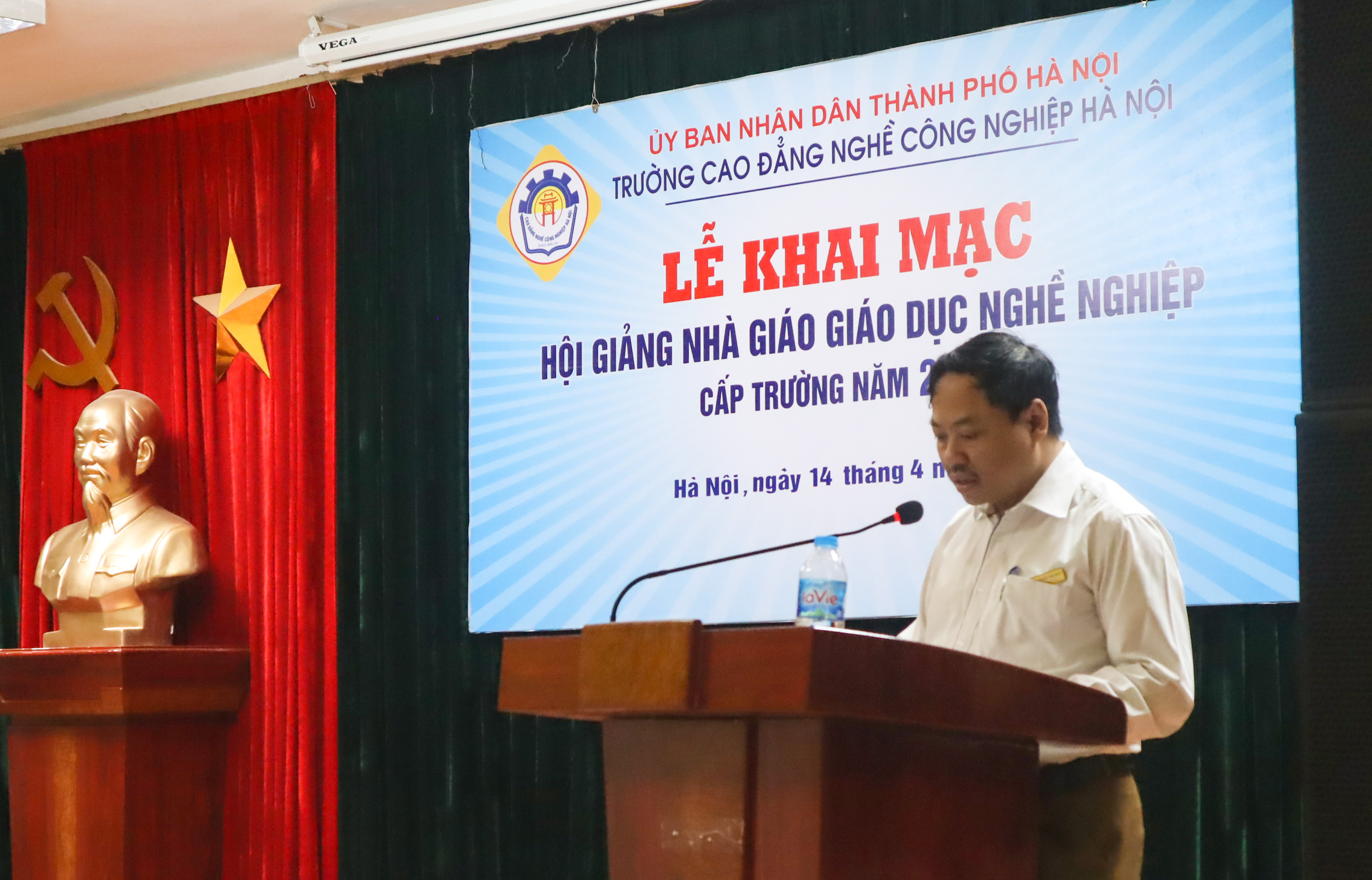 Khai mạc hội giảng nhà giáo giáo dục nghề nghiệp cấp trường năm 2022